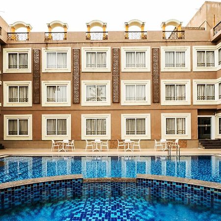 Zone Connect By The Park Parra Goa Hotel Анджуна Екстериор снимка