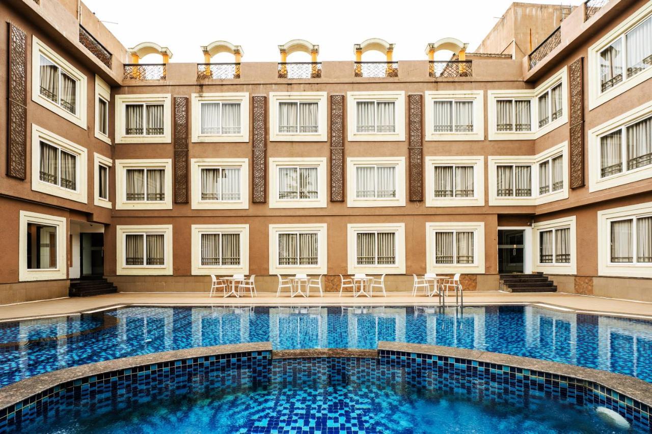 Zone Connect By The Park Parra Goa Hotel Анджуна Екстериор снимка