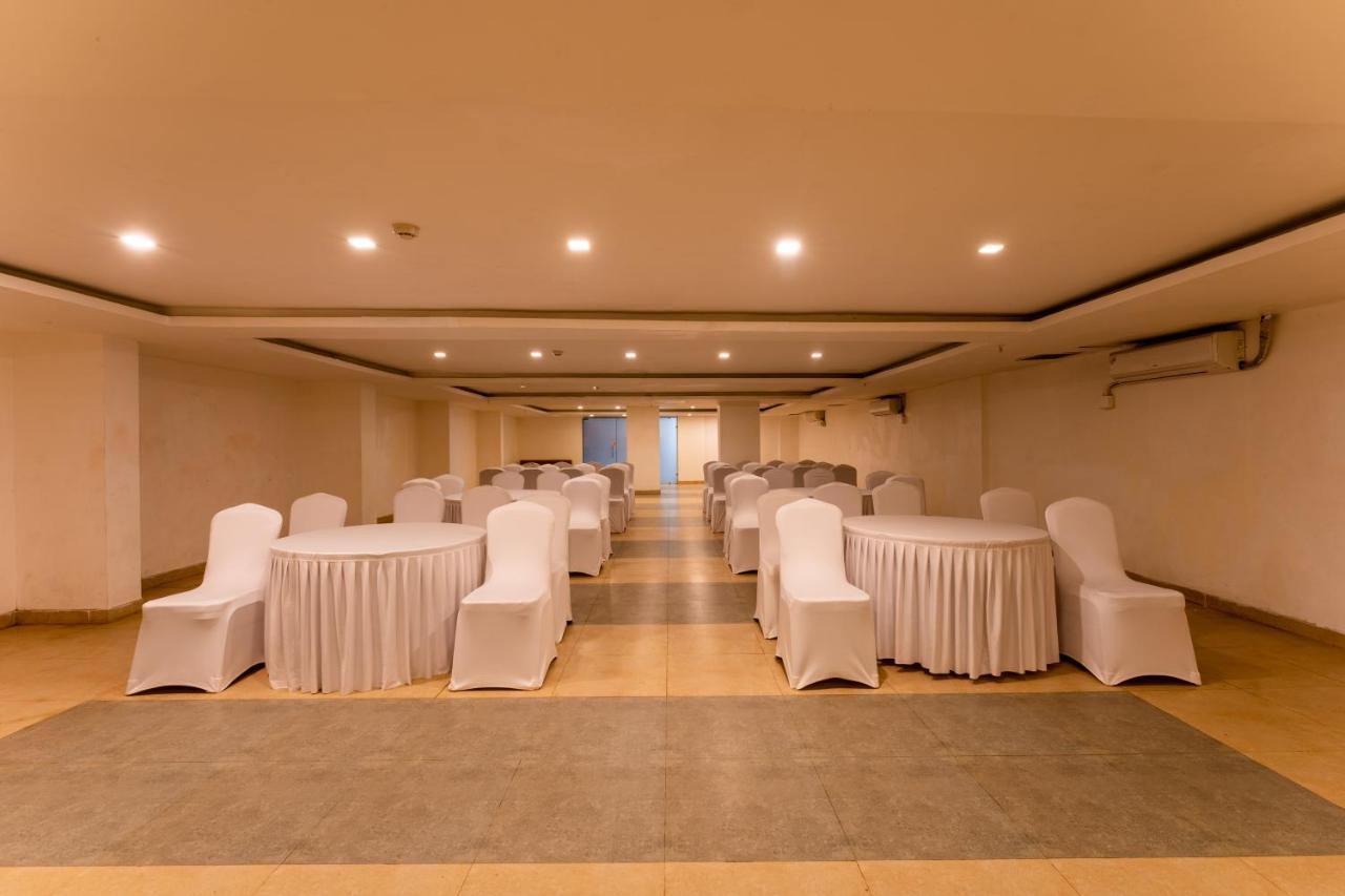 Zone Connect By The Park Parra Goa Hotel Анджуна Екстериор снимка