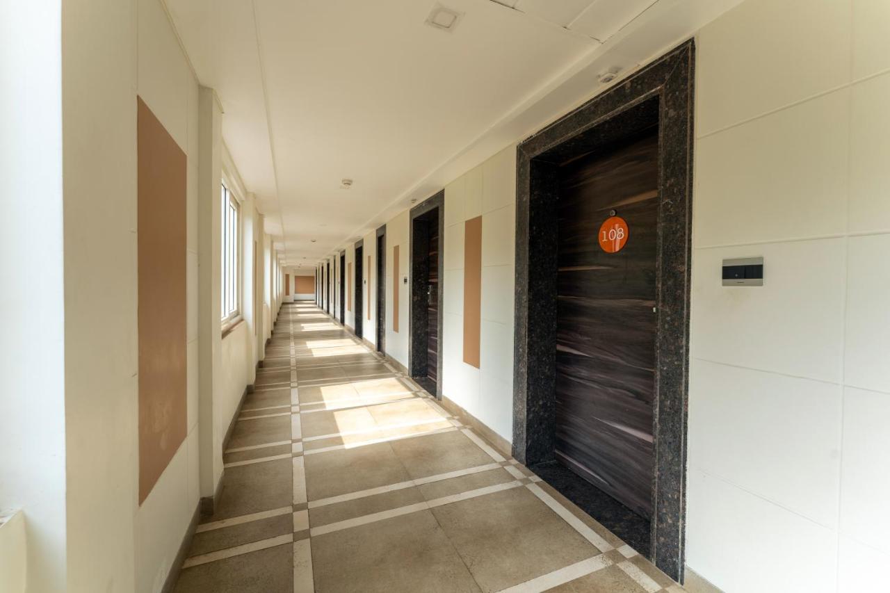 Zone Connect By The Park Parra Goa Hotel Анджуна Екстериор снимка
