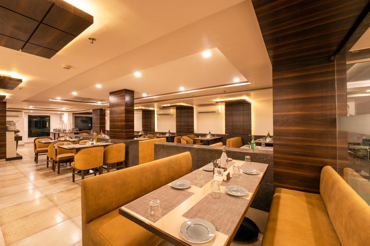 Zone Connect By The Park Parra Goa Hotel Анджуна Екстериор снимка