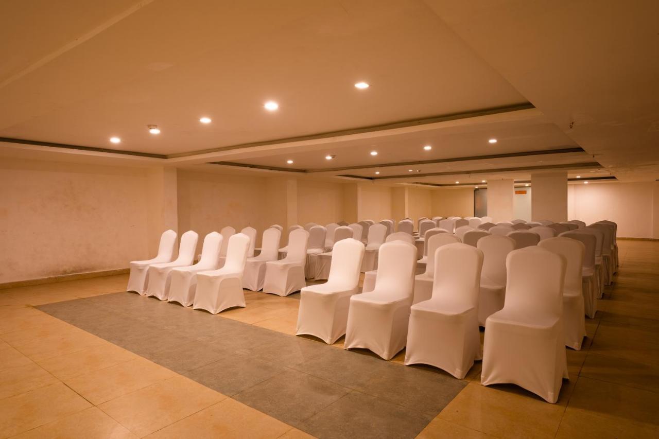 Zone Connect By The Park Parra Goa Hotel Анджуна Екстериор снимка