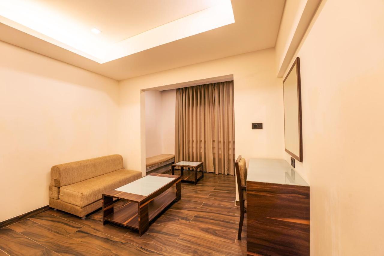 Zone Connect By The Park Parra Goa Hotel Анджуна Екстериор снимка