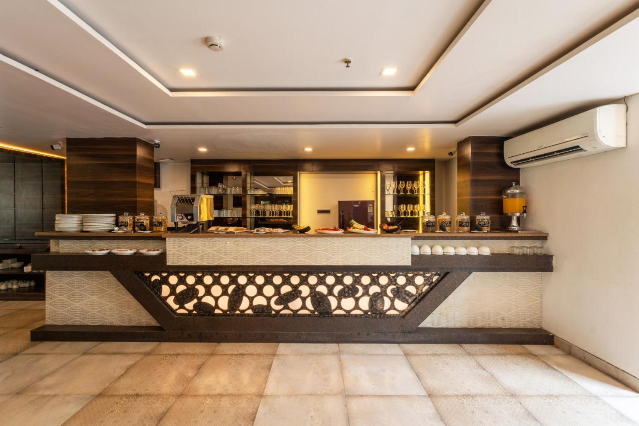 Zone Connect By The Park Parra Goa Hotel Анджуна Екстериор снимка
