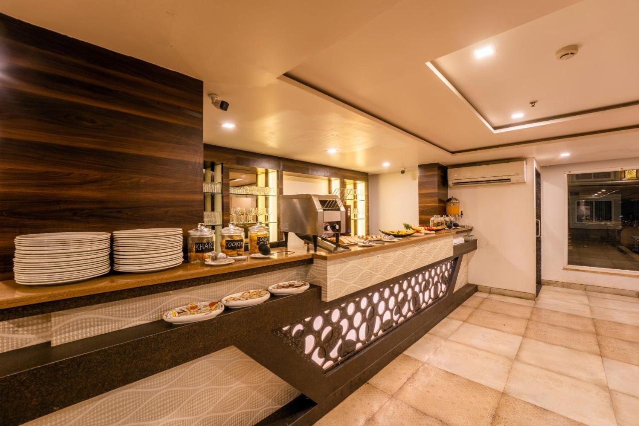 Zone Connect By The Park Parra Goa Hotel Анджуна Екстериор снимка