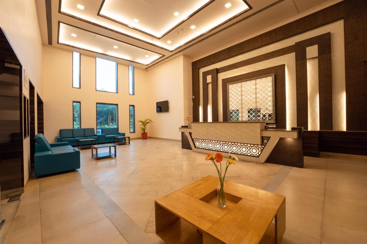 Zone Connect By The Park Parra Goa Hotel Анджуна Екстериор снимка