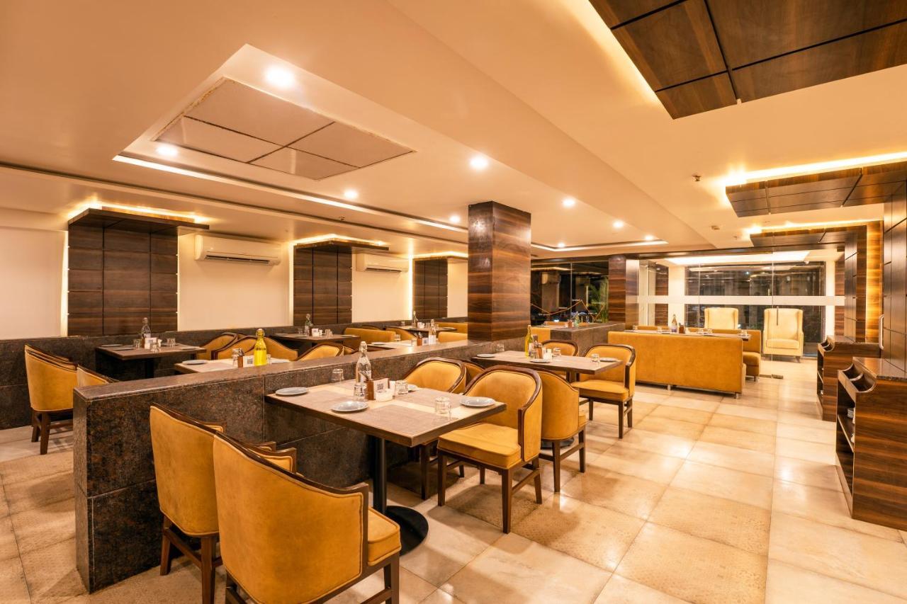 Zone Connect By The Park Parra Goa Hotel Анджуна Екстериор снимка